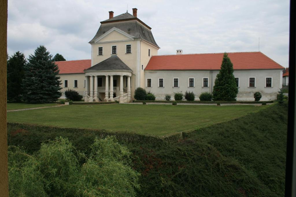 Pension Schlossblick Nebersdorf Eksteriør billede